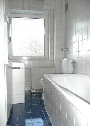 3 - Zimmerwohnung mit Garage in Bad Cannstatt nahe des Kurparks – 70372 Stuttgart – Vorschaubild 9