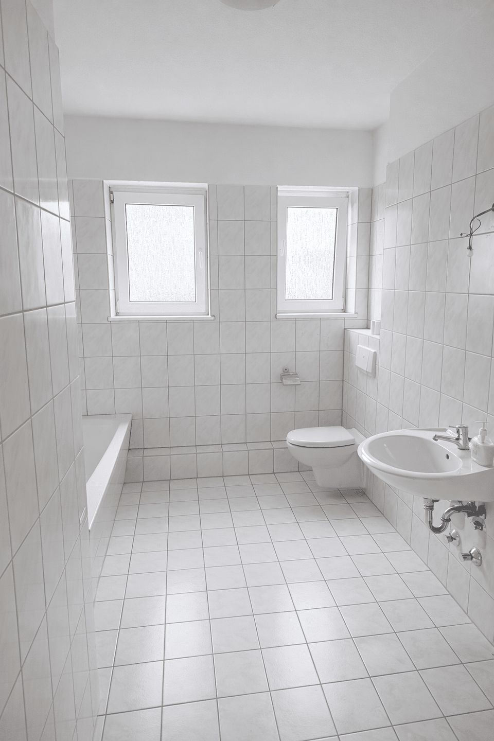Gemütliche 2-Raum-Wohnung mit Tageslichtbad – Erfurt – Vorschaubild 6