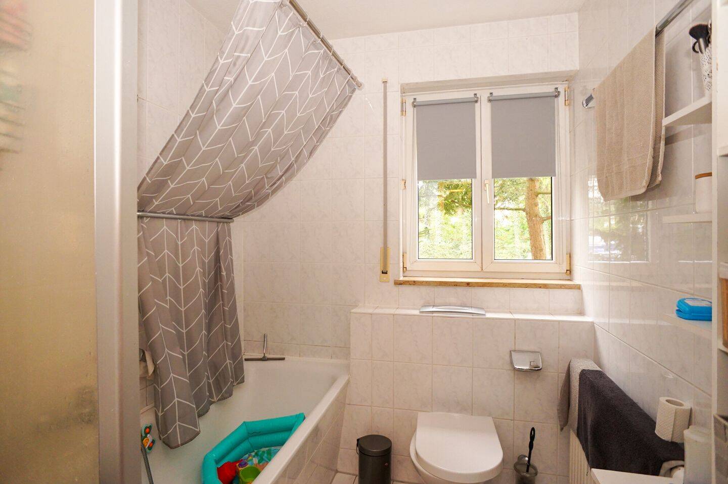 Familienwohnung mit Terrasse + mietfrei ab September – Dresden – Vorschaubild 6