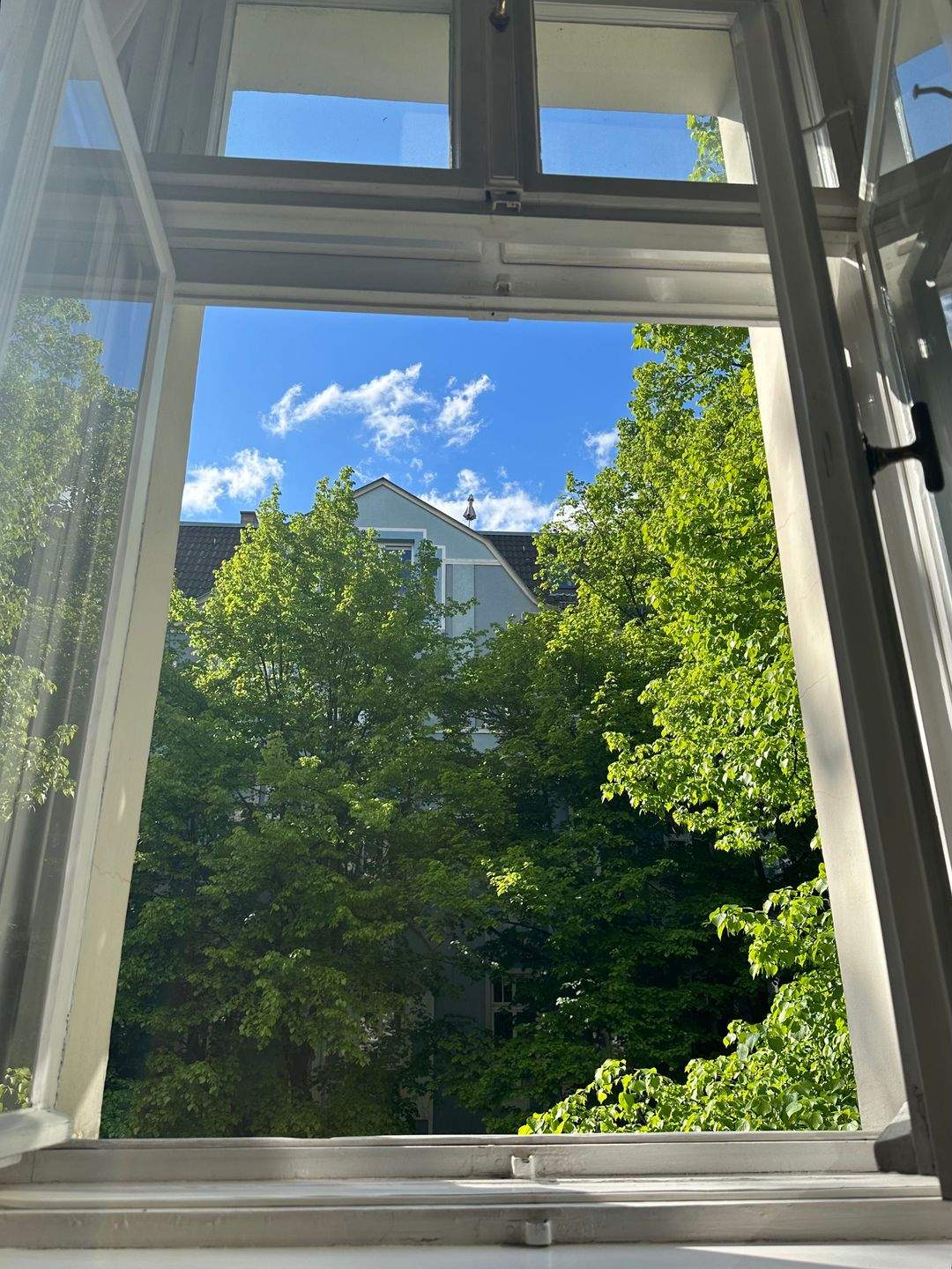 Altbau - Charm im Friedrichshain: 2-Zimmer WEG mit Vollbad – Berlin – Vorschaubild 2