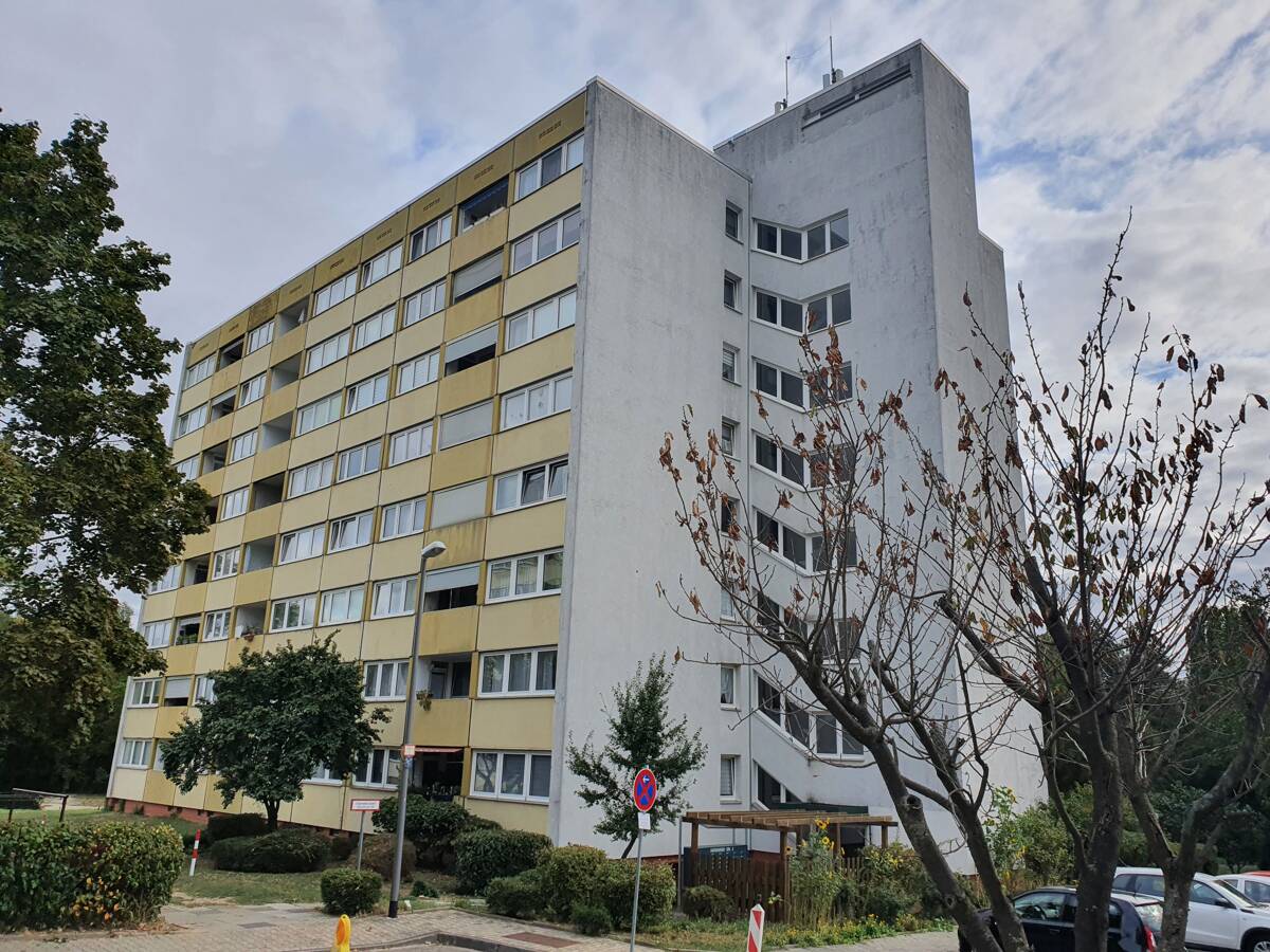 WI-Delkenheim I 3 Zimmer, Küche, Bad und Balkon – 65205 Wiesbaden – Bild 1 von 9