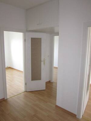 Sonnige Wohnung - 5. OG mit Sicht, wie Urlaub – 1157 Dresden – Vorschaubild 2