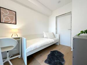 ?? Möbliertes Zimmer frei in moderner Frauen-WG - Robert-Dißmann-Straße 8, Frankfurt am Main! – 65936 Frankfurt am Main – Vorschaubild 2