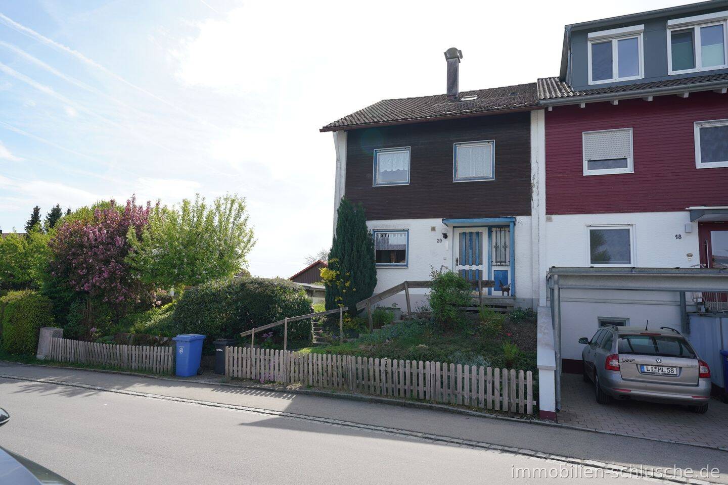 Großes Reiheneckhaus mit vielen Zimmer, tollem Garten, Garage in Lindenberg im Allgäu – Lindenberg im Allgäu – Vorschaubild 8
