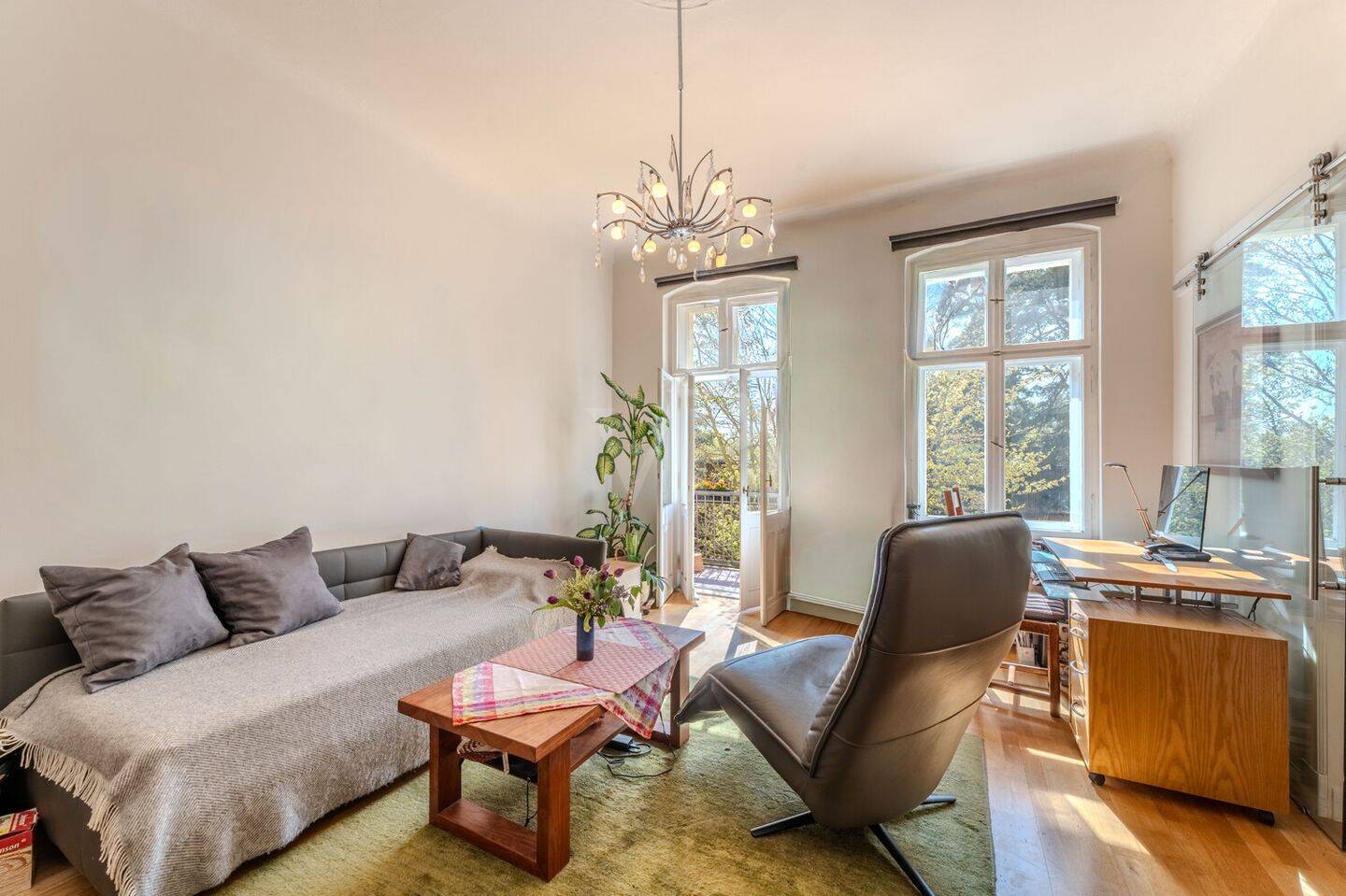 Charmante und lichtdurchflutete Zwei-Zimmer-Wohnung mit Süd-West Balkon - sofort bezugsfrei! – Berlin – Vorschaubild 8