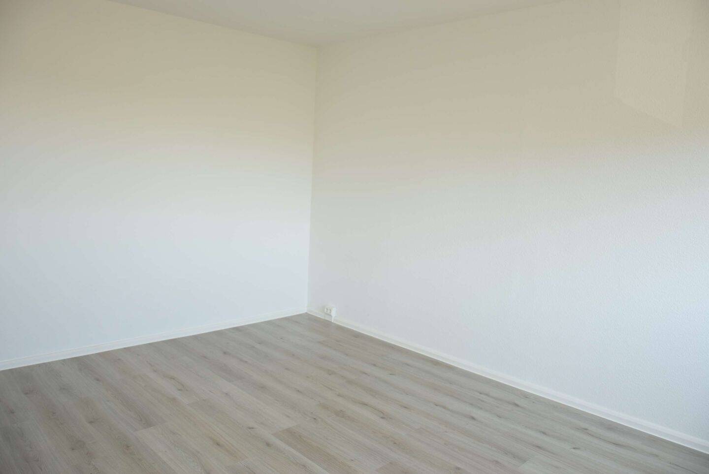 *1-Zimmer-Wohnung im 3.Obergeschoss jetzt wieder frei* – Leipzig – Vorschaubild 7