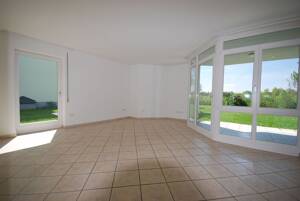 * helle und sehr schöne 2-Zimmer-Wohnung in ruhiger und grüner Lage * – 1326 Dresden – Vorschaubild 8
