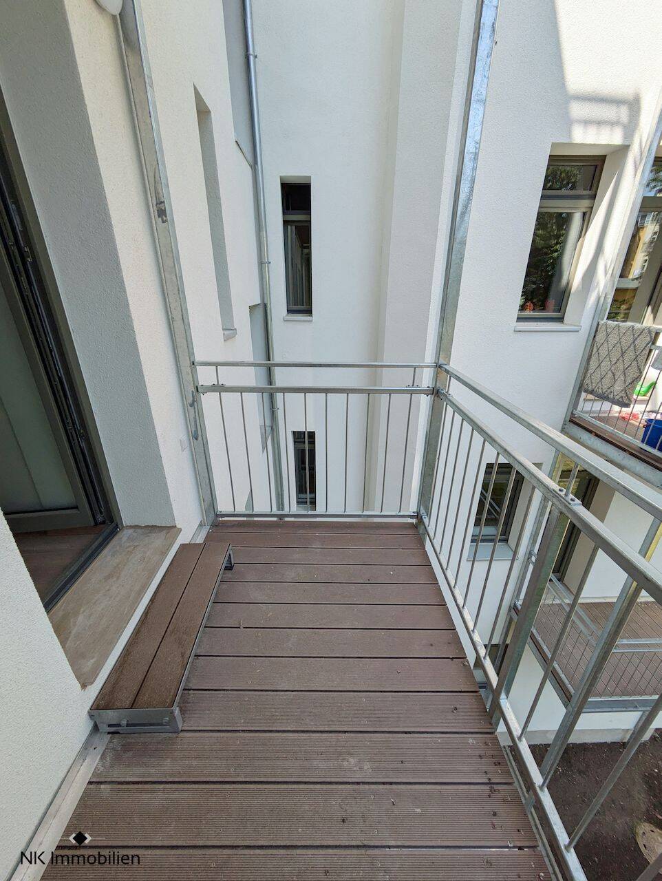 ++ großer Balkon mit Ausblick ins Grüne! - wunderschöne 3-Raum Wohnung mit Tageslichtbad ++ – Chemnitz – Vorschaubild 9
