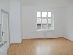 Ab sofort zu haben: 1-Zimmer-Singlewohnung mit Pantryküche und Badewanne * Hobbyraum möglich – 2943 Weißwasser/Oberlausitz – Vorschaubild 4