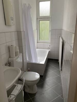 Wunderschöne 3 ZKB im EG eines Altbauhauses direkt am Tannenwäldchen – 34119 Kassel – Vorschaubild 7