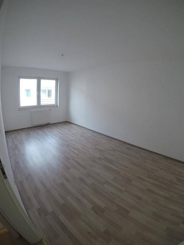 3,5 Zimmer Wohnung, nur 5 Minuten Fußweg vom Duisburger Hbf, aber dennoch sehr ruhige Wohnlage! – Duisburg – Vorschaubild 8