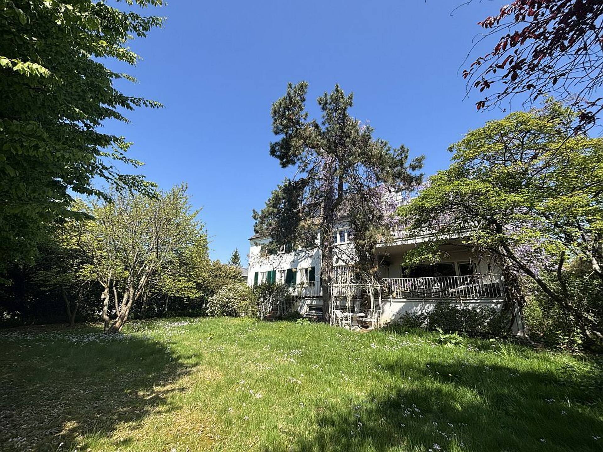 Mehrfamilienhaus in 40883 Ratingen mit 380 m² kaufen