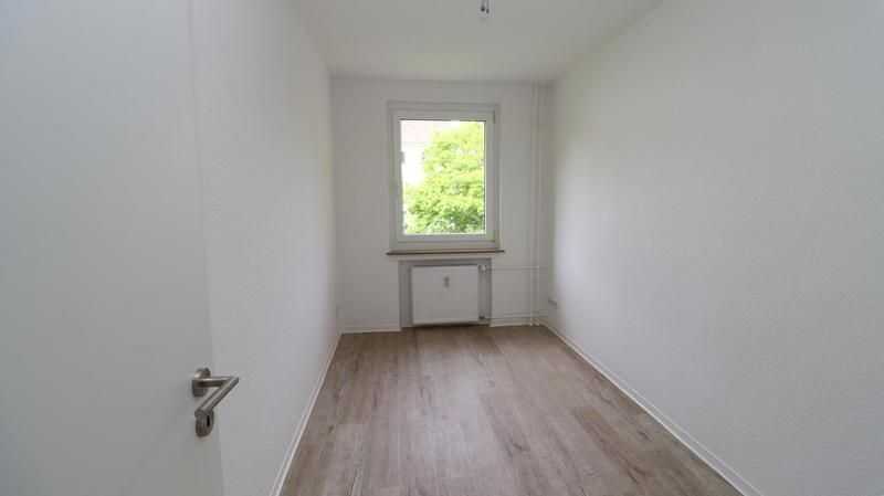 3 Zimmer mit Balkon in entspannter Umgebung – Chemnitz – Vorschaubild 9
