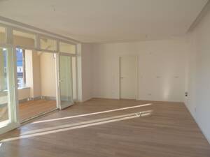 Frei zum 1.11.26: Lichtdurchflutete 3-Raumwohnung mit Balkon, 2 Bädern und TG-Stellplatz! – 4299 Leipzig – Vorschaubild 8