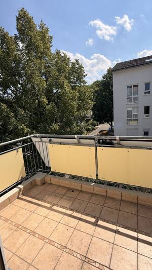 Schicke 3-Zimmer-Wohnung mit Balkon & TG-Stellplatz – 99097 Erfurt – Vorschaubild 3
