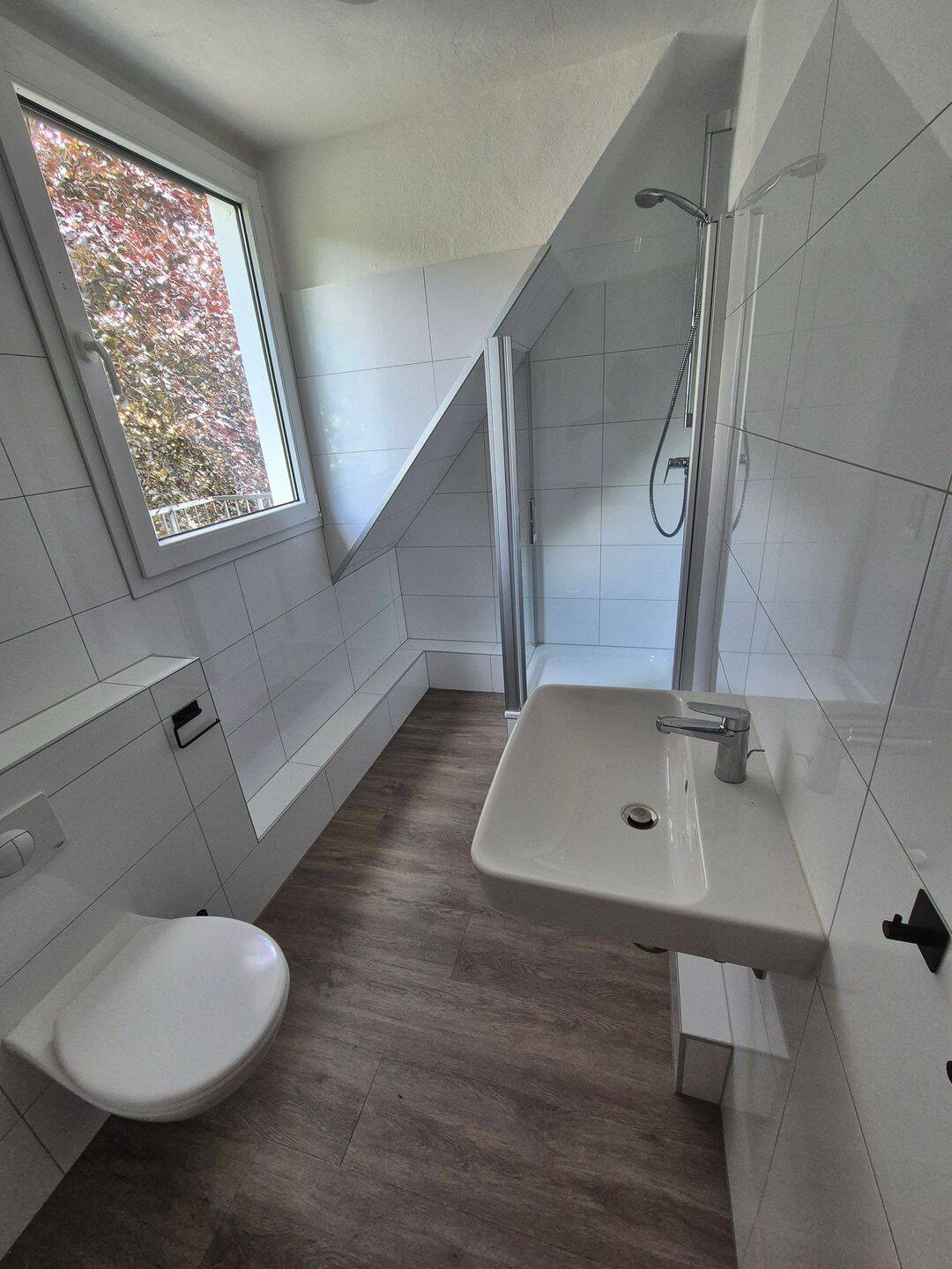 Dachgeschoßwohnung 3 Zimmer in 3-Fam.-haus in sehr schöner Wohngegend – Remscheid – Vorschaubild 5