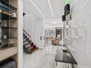 Wohnen mit Prestige - freistehendes, luxuriöses Einfamilienhaus in Gelsenkirchen-Hassel – 45896 Gelsenkirchen – Vorschaubild 8