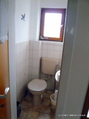 1 Fam.-Haus mit schönem Grundstück und einer Garage in Essen-Schuir – 45133 Essen – Vorschaubild 8