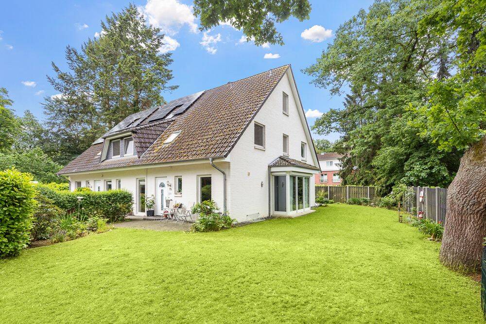 Gepflegtes Reihenendhaus mit Carport in beliebter und ruhiger Lage direkt am Rahlstedter Hegenwald – Hamburg – Vorschaubild 2