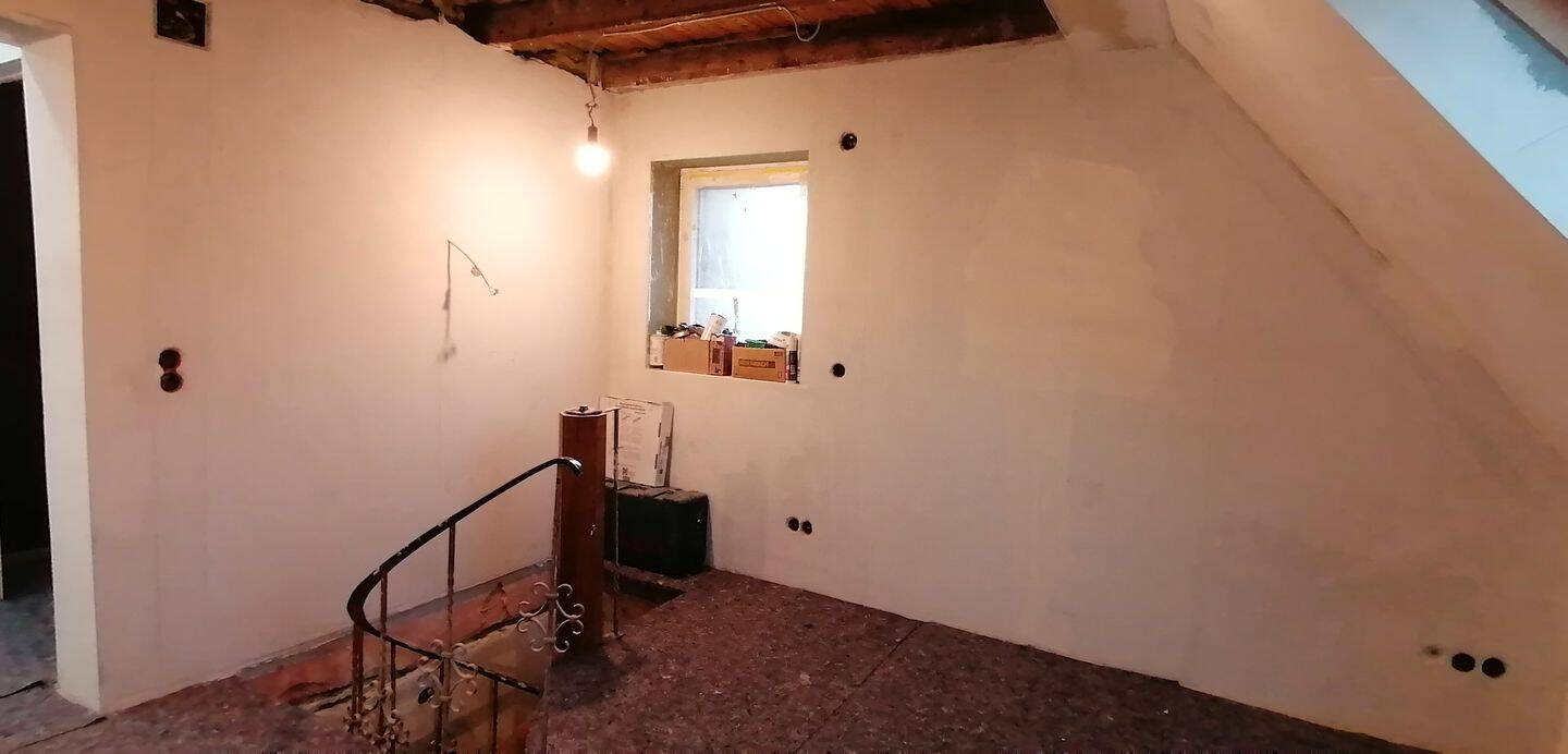 Dudweiler: Großzügiges Zweifamilienhaus mit Garten, Garage und viel Potenzial für Familien – Saarbrücken – Vorschaubild 4