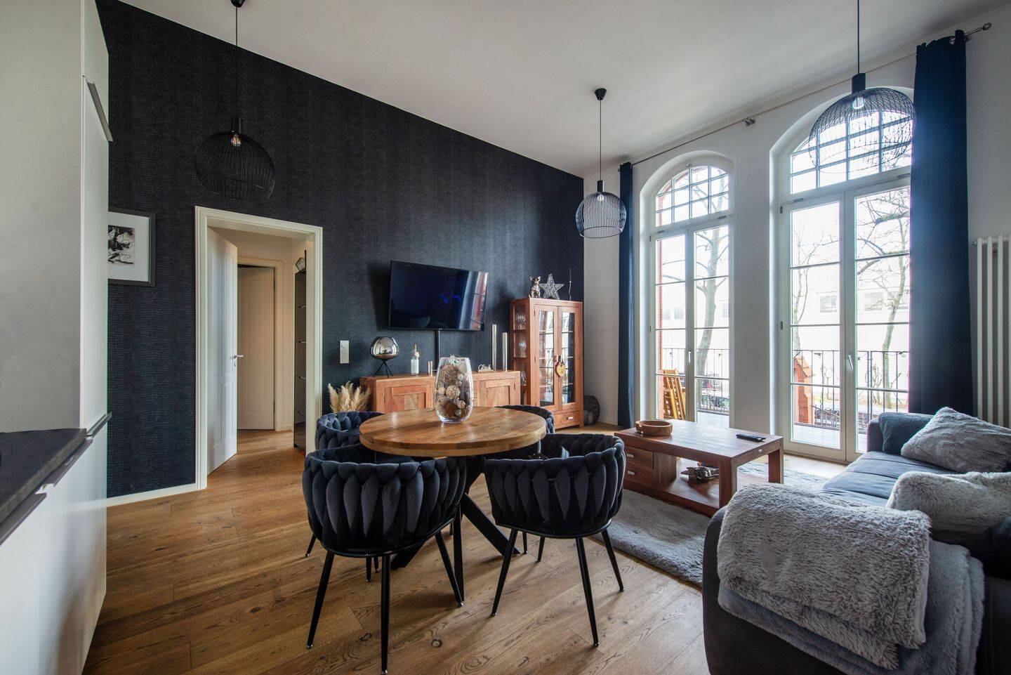 Bezugsfreie 2-Zimmer-Wohnung in historischem Charlottenburger Ensemble – Berlin – Vorschaubild 4