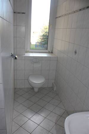 Dölitz-Dösen* tolle 2 Raum-Wohnung mit Balkon * Dielenfußboden* Tageslichtbad* – 4279 Leipzig – Vorschaubild 6