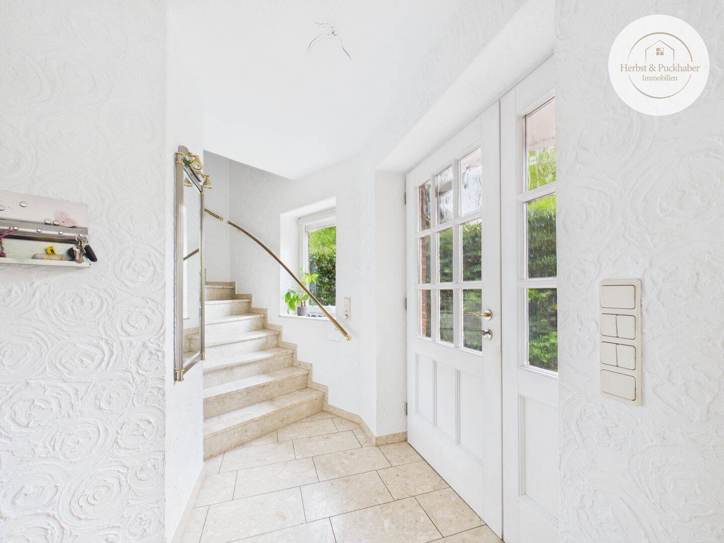 Charmantes Einfamilienhaus in begehrter Premiumlage von Bremen Oberneuland – Bremen – Vorschaubild 2