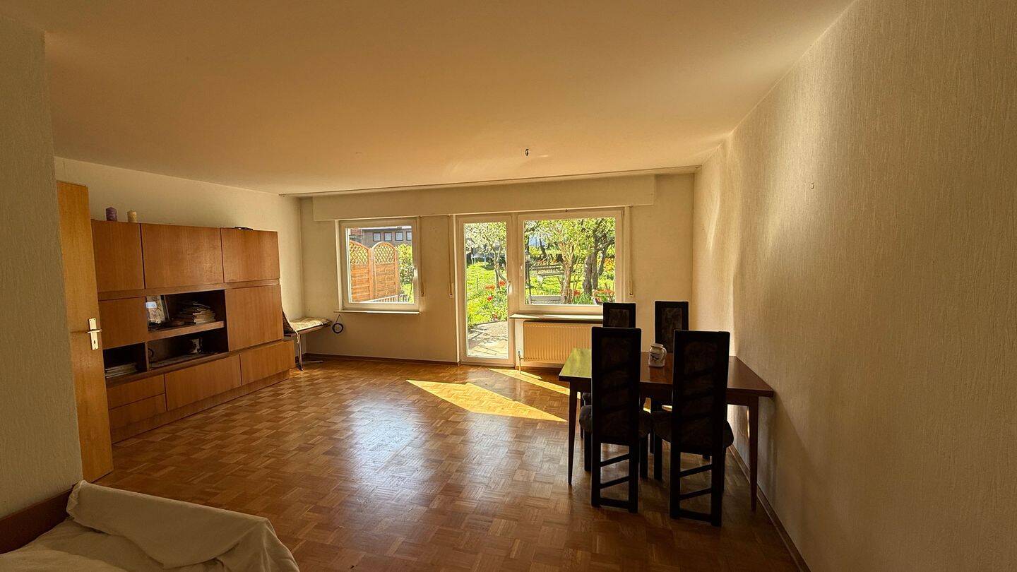 Das Traumhaus, in ruhiger sonniger Südwest-Lage wartet auf Sie ! – Neuhausen auf den Fildern – Vorschaubild 3