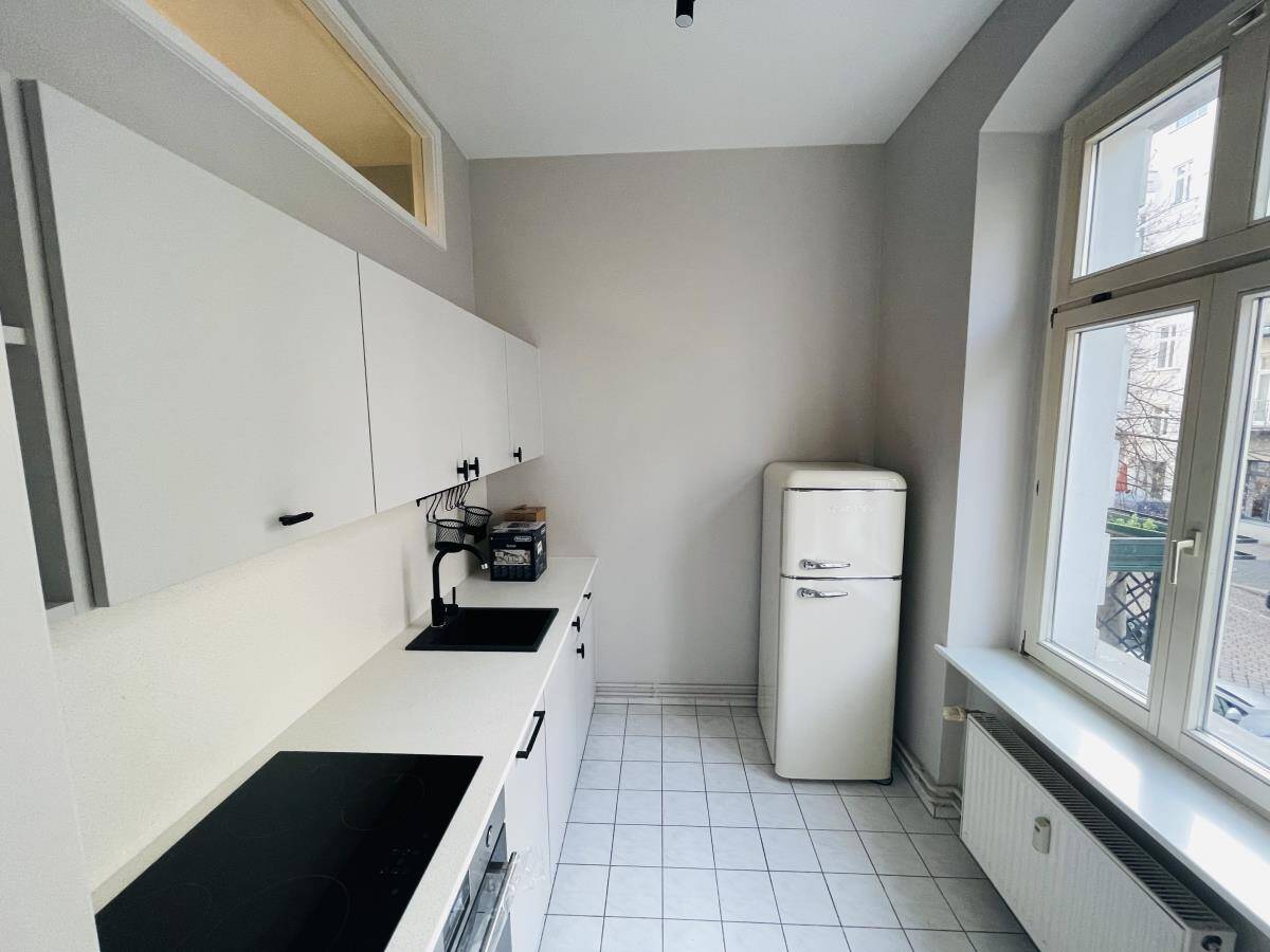 MÖBLIERTES Apartment am Helmholtzplatz! FURNISHED apartment at popular Helmholtzplatz! – Berlin – Vorschaubild 4