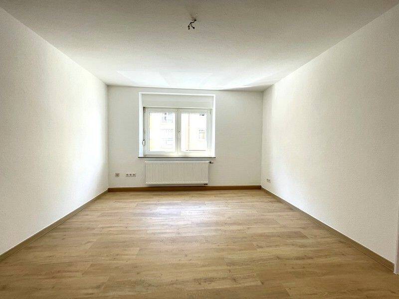 PREIS-WERT in JOHANNIS! Schön renovierte 2-Zimmer-Wohnung in gefragter Lage von Nürnberg – Nürnberg – Vorschaubild 2