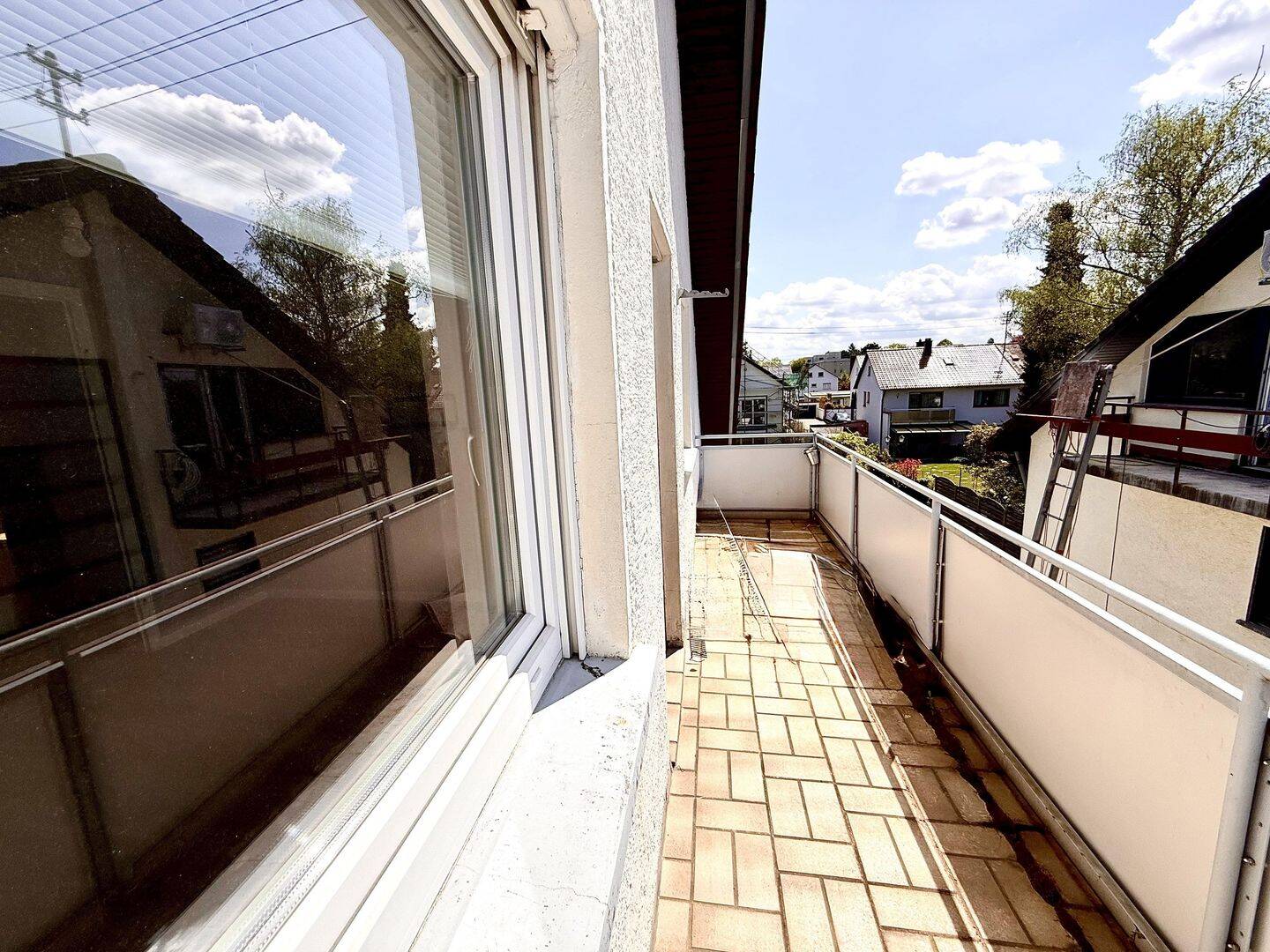 Großzügige Dachgeschosswohnung mit Balkon & viel Licht – Karlsruhe – Vorschaubild 9
