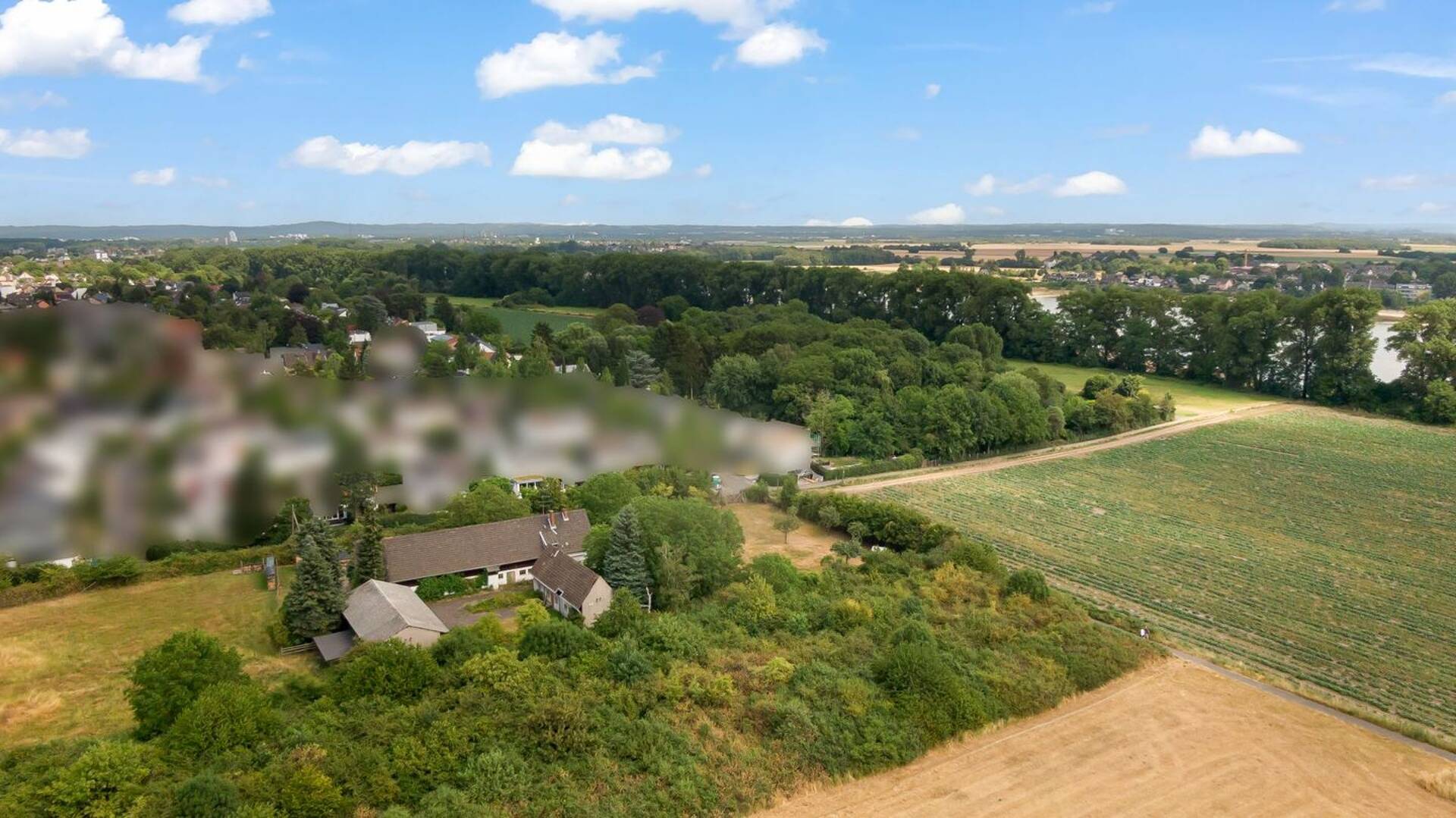 Haus in 50999 Köln mit 386,36 m² kaufen