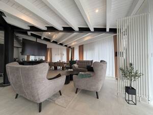 Außergewöhnliche Architektur mit Loftcharakter und Traumausblick über Gladenbach – 35075 Gladenbach – Vorschaubild 4