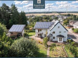 Gepflegtes Ein- bis Zweifamilienhaus mit PV-Anlage auf großem Grundstück in Ortsrandlage – 55469 Nannhausen – Vorschaubild 1