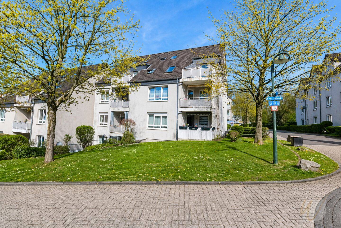 Solides Investment mit Zukunft: Zwei Mehrfamilienhäuser mit 13 Wohneinheiten – Solingen – Vorschaubild 4