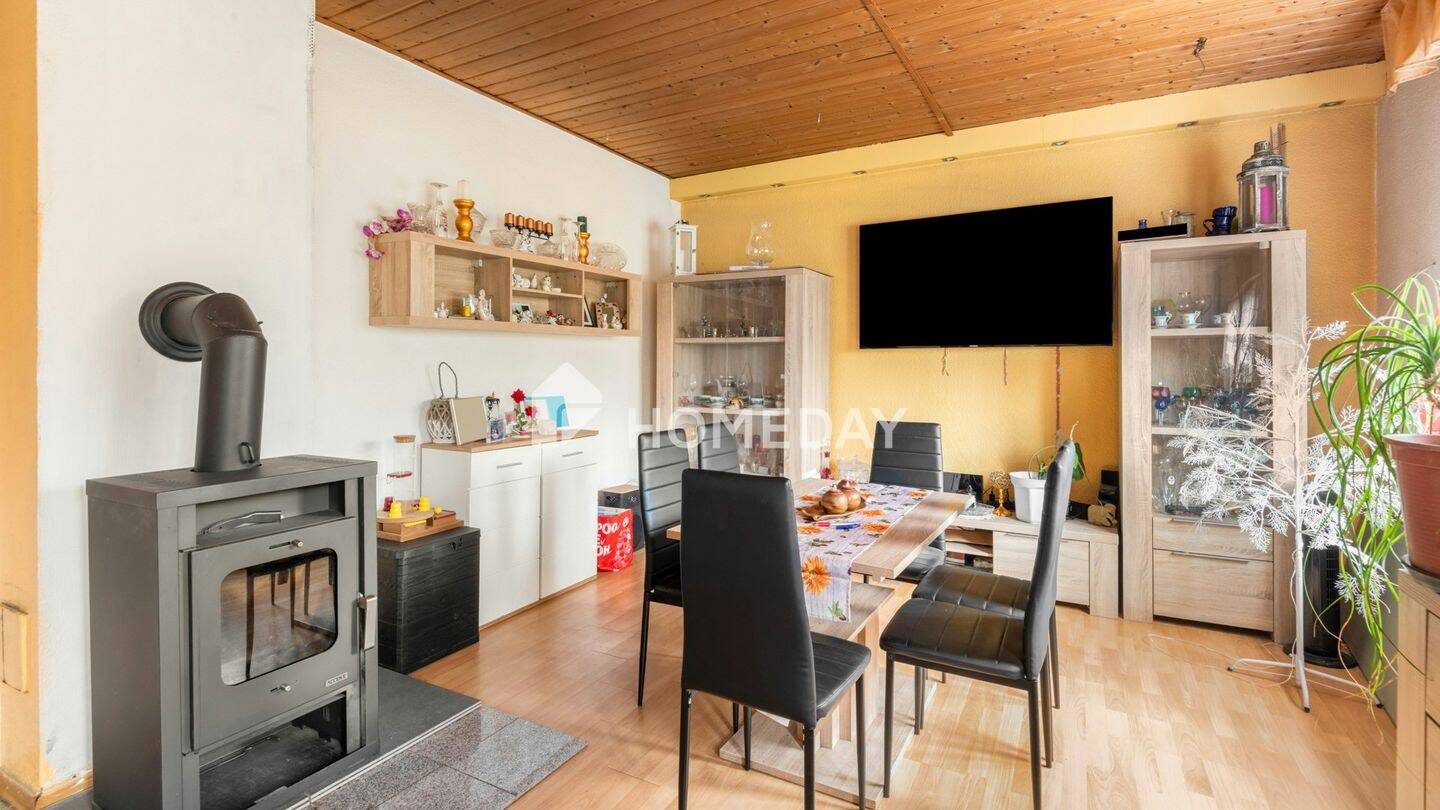 Ein Zuhause mit Herz: saniertes Einfamilienhaus mit Kamin und Gartenidylle – Berlin – Vorschaubild 7