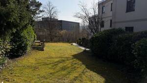 Frisch renovierte Wohnung (2026) mit neuem Bad und neuer Einbauküche sowie Garage und Balkon – 97209 Veitshöchheim – Vorschaubild 2