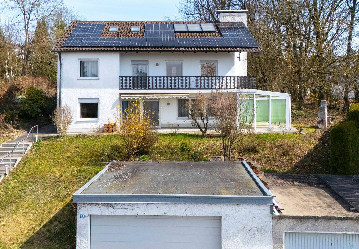 Rohdiamant mit Top-Technik: Sanierungsprojekt mit PV, Solarthermie, 2023er Heizung und Wintergarten – Bogen – Vorschaubild 2