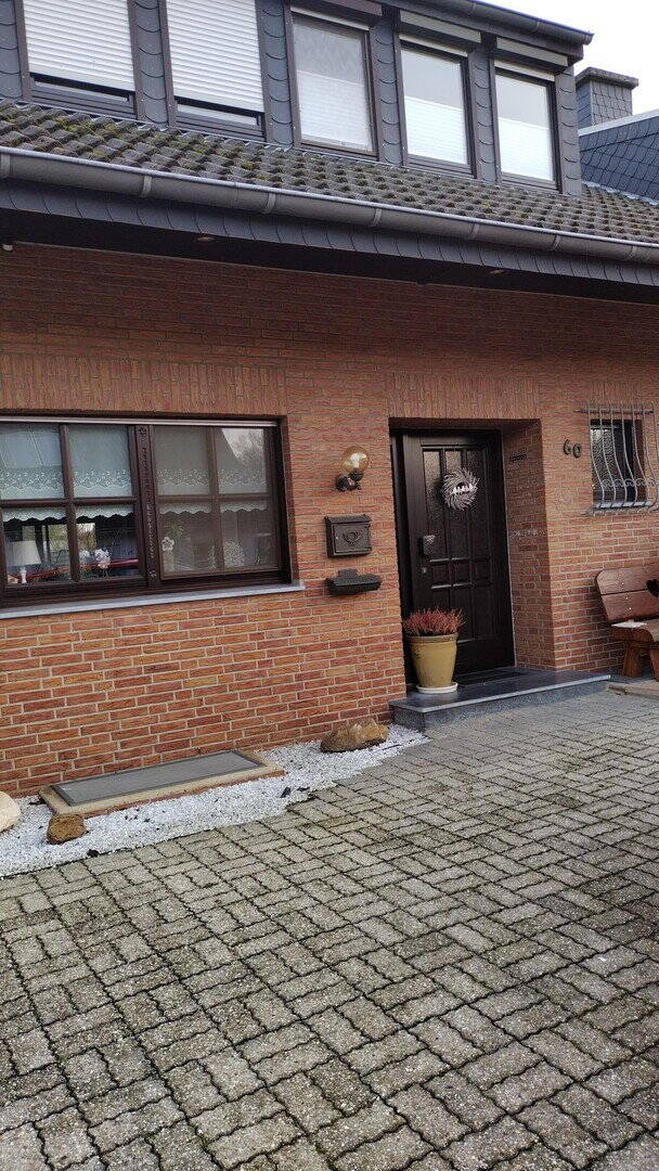 Charmante Doppelhaushälfte Wegberg Merbeck – Wegberg – Bild 1 von 9
