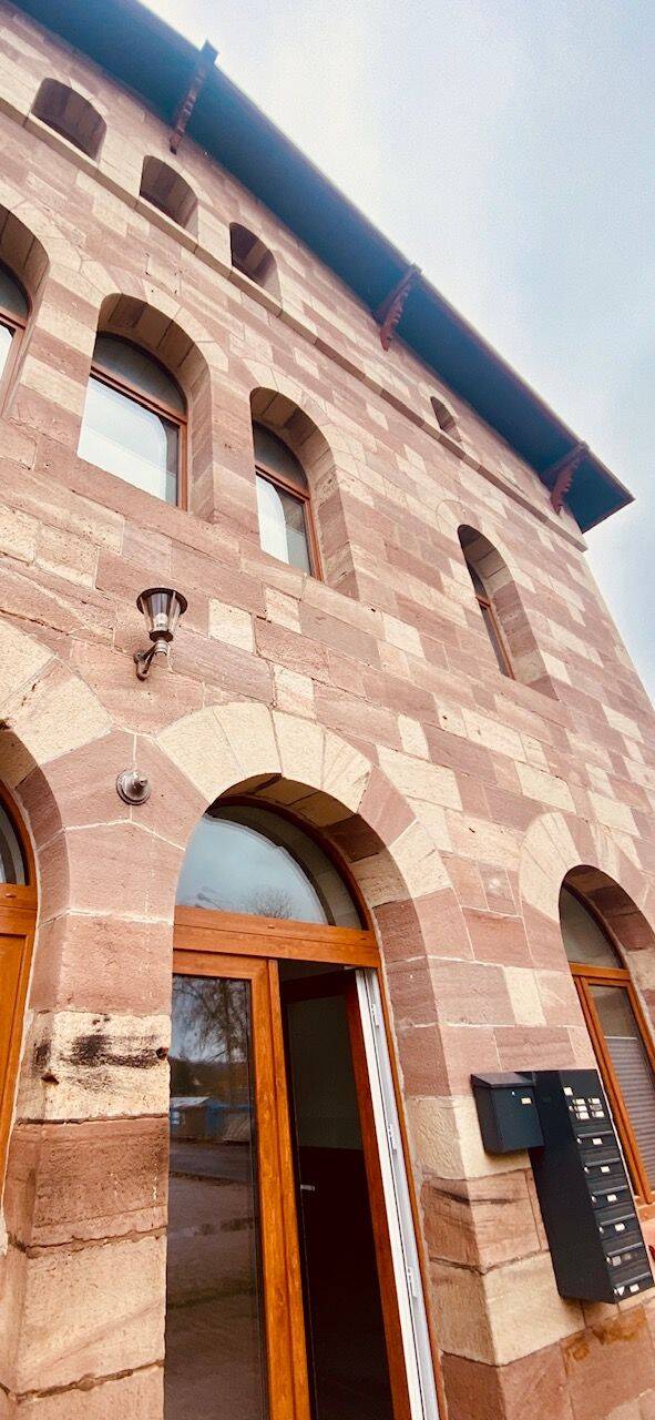 Verkauf: Ehemaliges Bahnhofsgebäude mit vermieteten Wohnungen als Kapitalanlage in Arenshausen in Thüringen im Landkreis Eichsfeld – Arenshausen – Bild 1 von 6