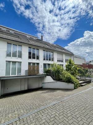 Familienfreundliches Stadthaus in rückwärtiger Lage