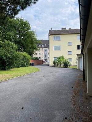 Solides MFH mit 6 Garagen! – 45276 Essen – Vorschaubild 4