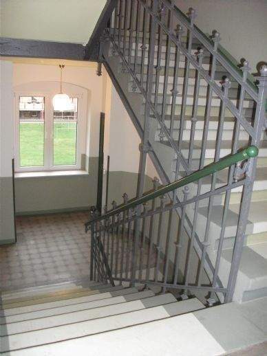 solide 3-R-Wohnung mit Laminat & Balkon in ruhiger Lage, Klarastr. 40 – Chemnitz – Vorschaubild 2