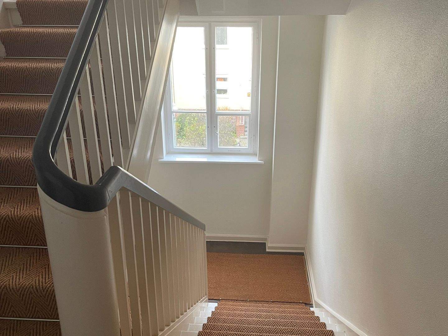 Bezugsfreie helle 3-Zimmer-Altbauwohnung in Westend – Berlin – Vorschaubild 7