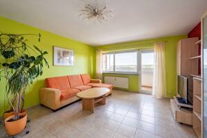 Großzügige 3-Zi-Wohnung mit Balkon und Stellplatz in Fürth (Hardhöhe) – 90766 Fürth – Vorschaubild 2