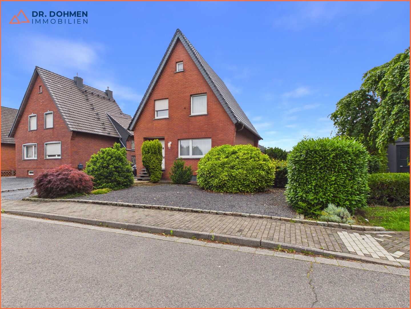 Attraktives freistehendes Einfamilienhaus mit Garage und Garten in Heinsberg-Lieck – Heinsberg – Vorschaubild 2