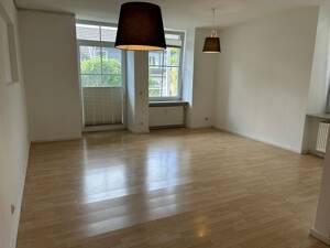 VR IMMO: Siegen, 2ZKB mit Terrasse in bester Innenstadtlage direkt an der Uni! – 57072 Siegen – Vorschaubild 8