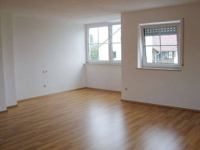 Große, schöne Einzimmer Wohnung mit EBK und Südbalkon – Attenkirchen – Vorschaubild 7