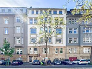 Stillvolle Wohnung mit Charakter - in einer der schönsten Lagen Düsseldorfs, direkt am Zoo-Park
