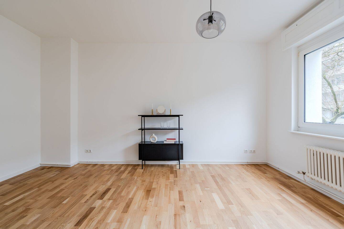 2-Zimmer-Wohnung in Lankwitz mit Süd-Balkon, Einbauküche und Eichenparkett – Berlin – Vorschaubild 2